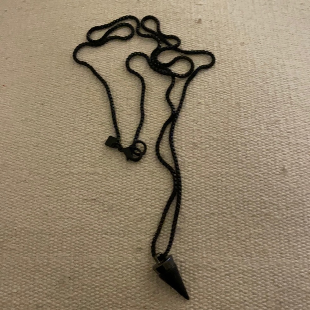 Banana republic long black necklace